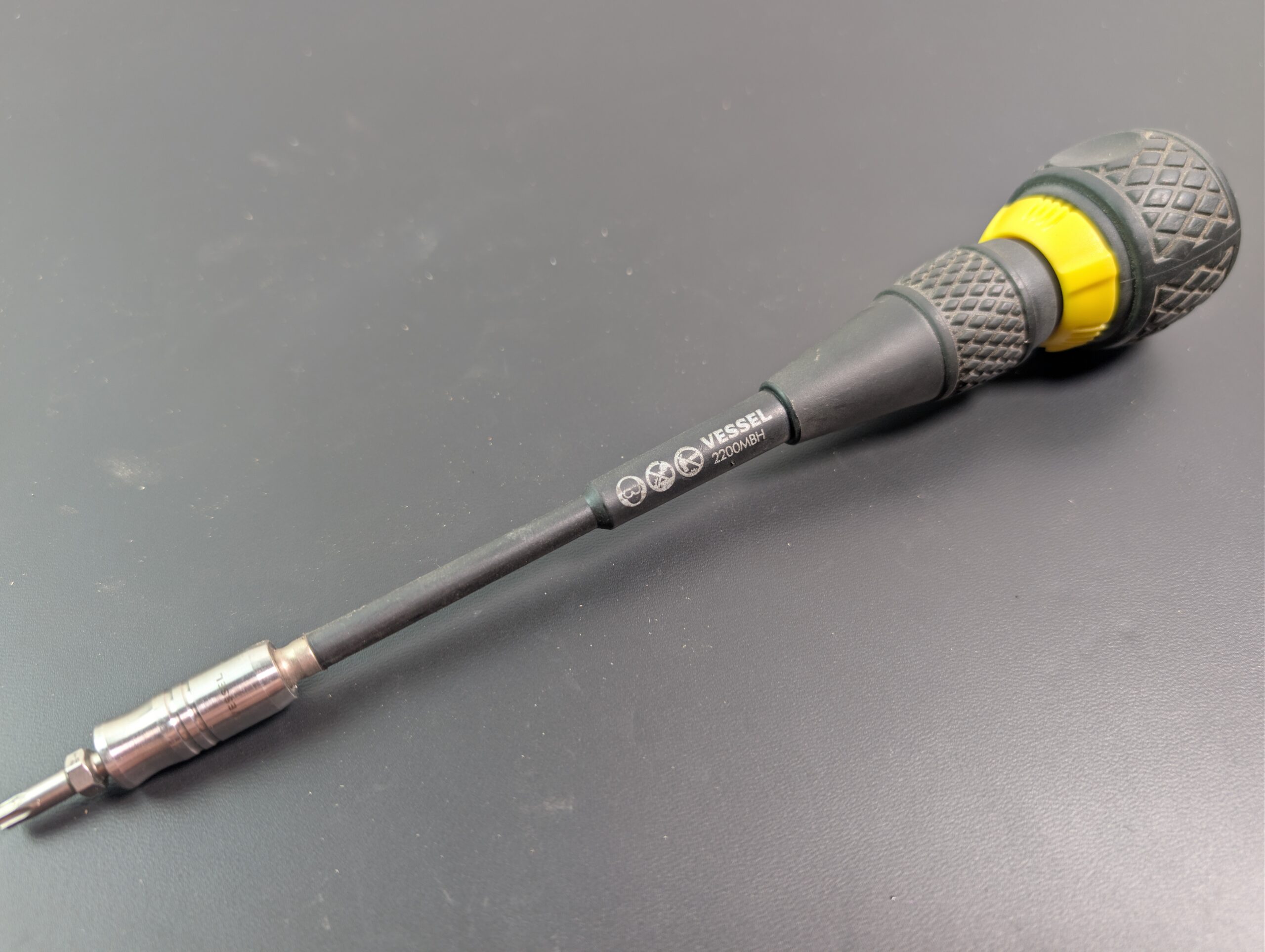 Vessel Ball Grip