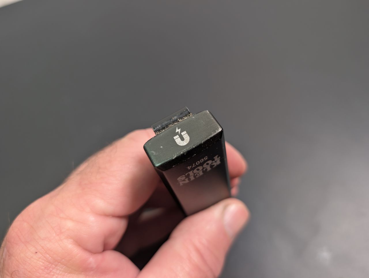 Klein Tools 56074 magnetic tail mount on steel