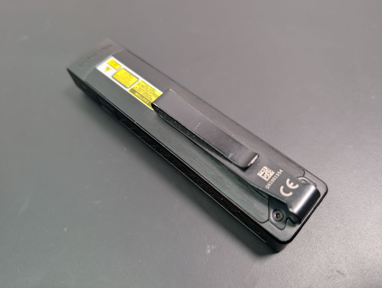 Olight ArkPro Ultra back and dual-way clip